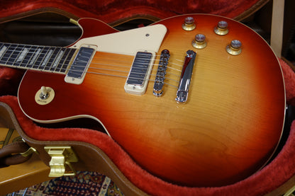 Gibson Les Paul Deluxe 70s Cherry Sunburst