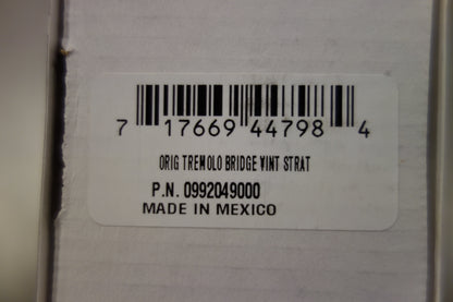 Fender 6-Saddle American Vintage Series Stratocaster Tremolo Assembly (Chrome)
