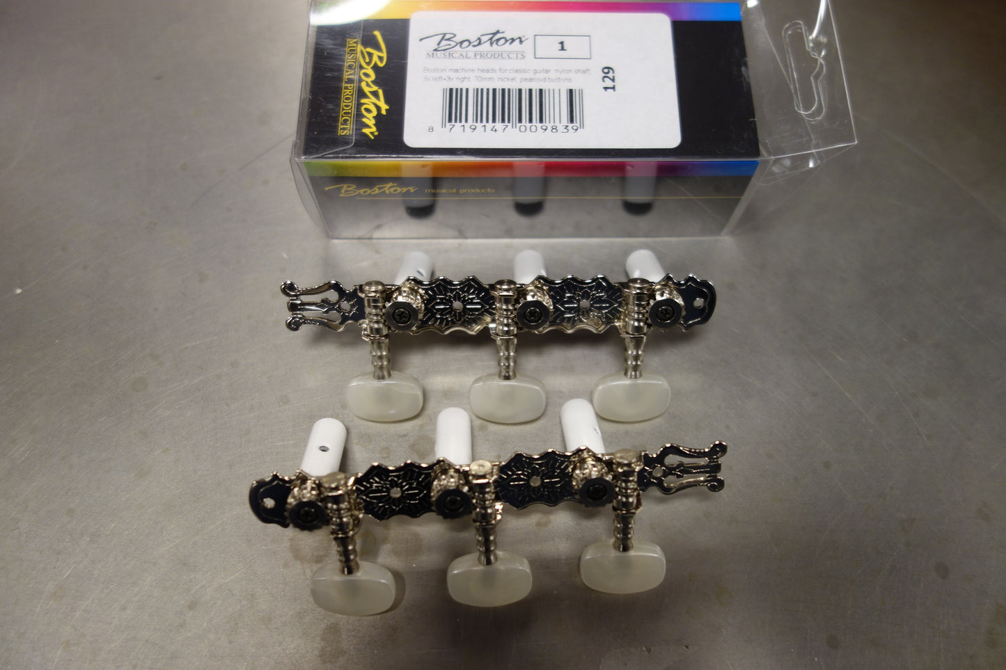 Boston 129 Machine Heads for Classical guitar