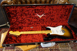 Fender Vintage Custom '55 Hardtail Strat Time Capsule Package Wide-Fade 2-Color Sunburst