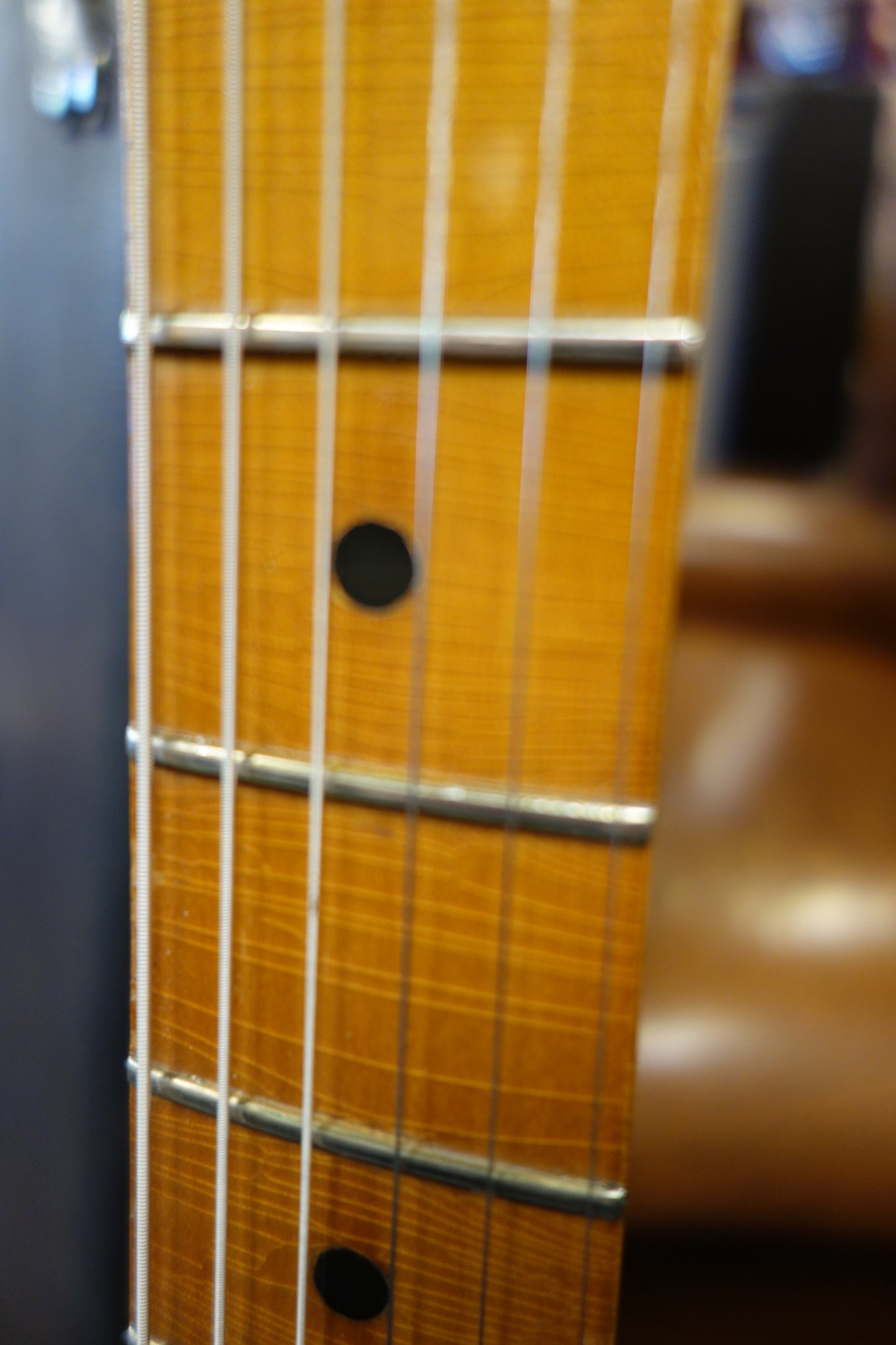 Fender 1972 Stratocaster Sunburst Maple Neck OHSC