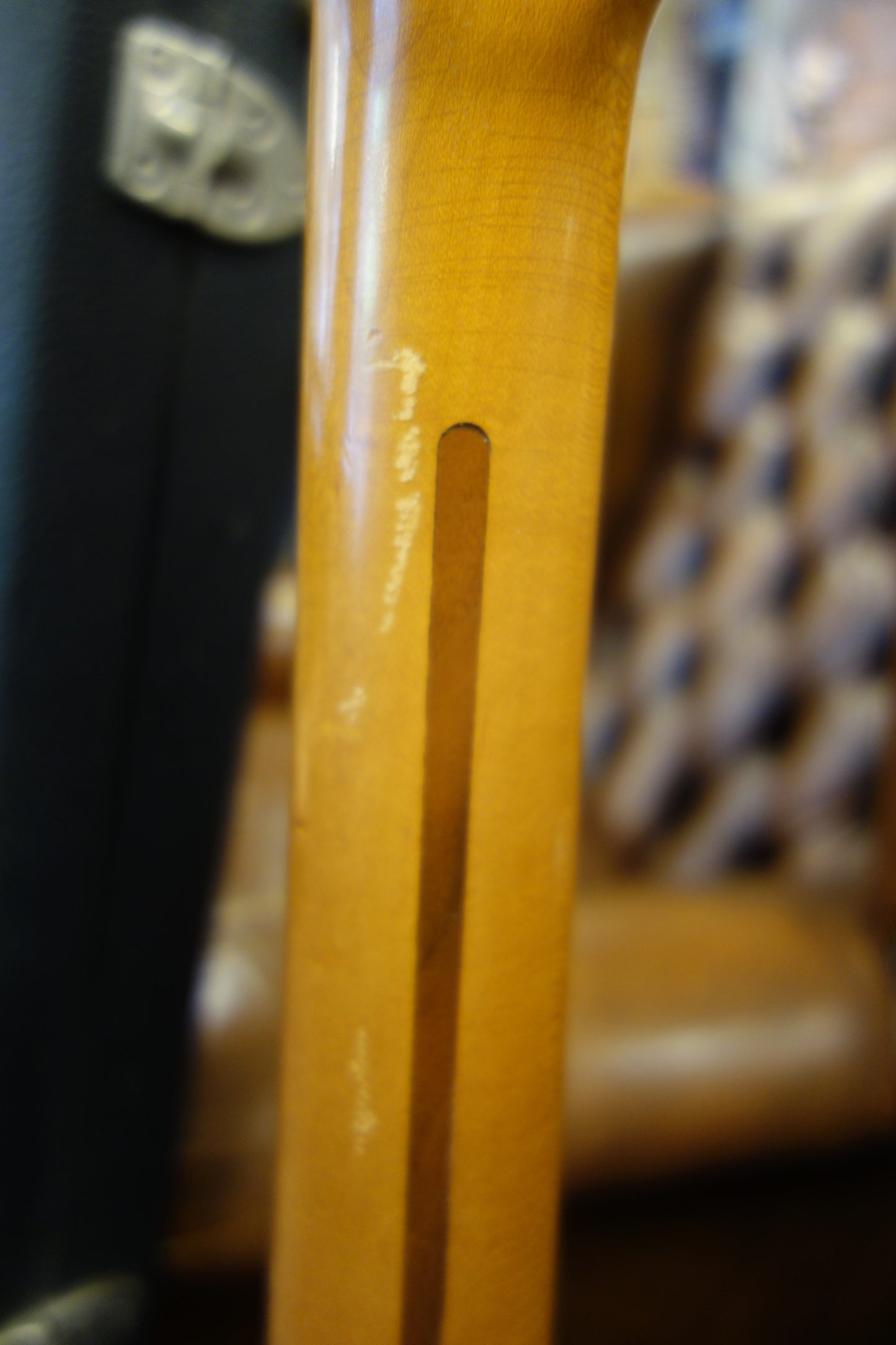 Fender 1972 Stratocaster Sunburst Maple Neck OHSC