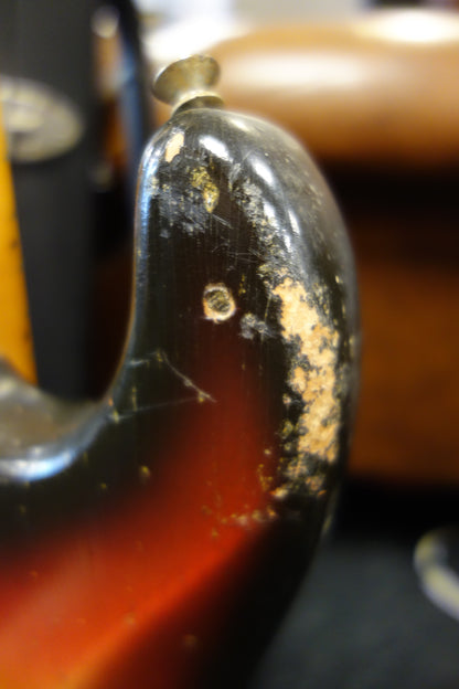 Fender 1972 Stratocaster Sunburst Maple Neck OHSC