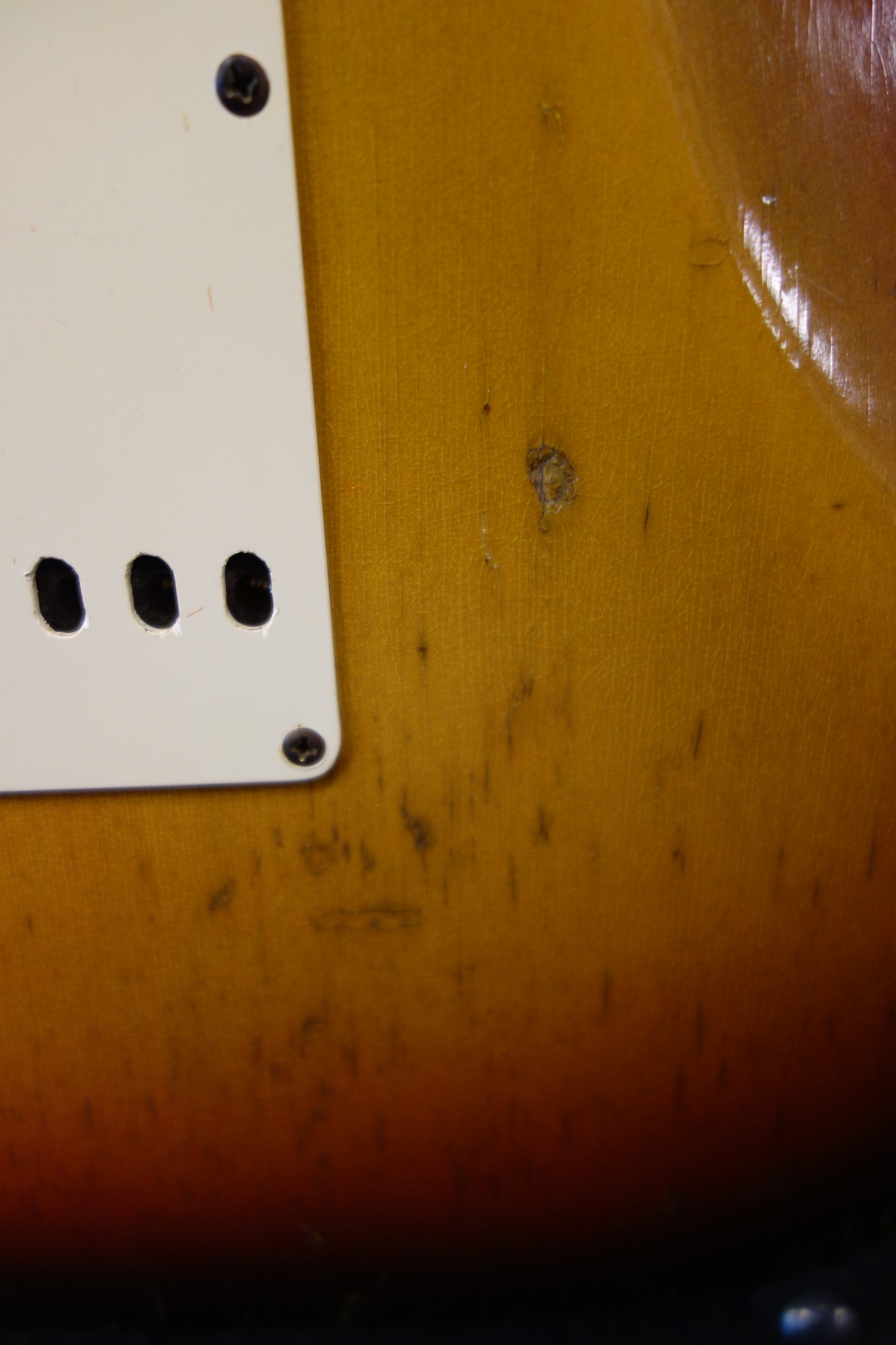 Fender 1972 Stratocaster Sunburst Maple Neck OHSC