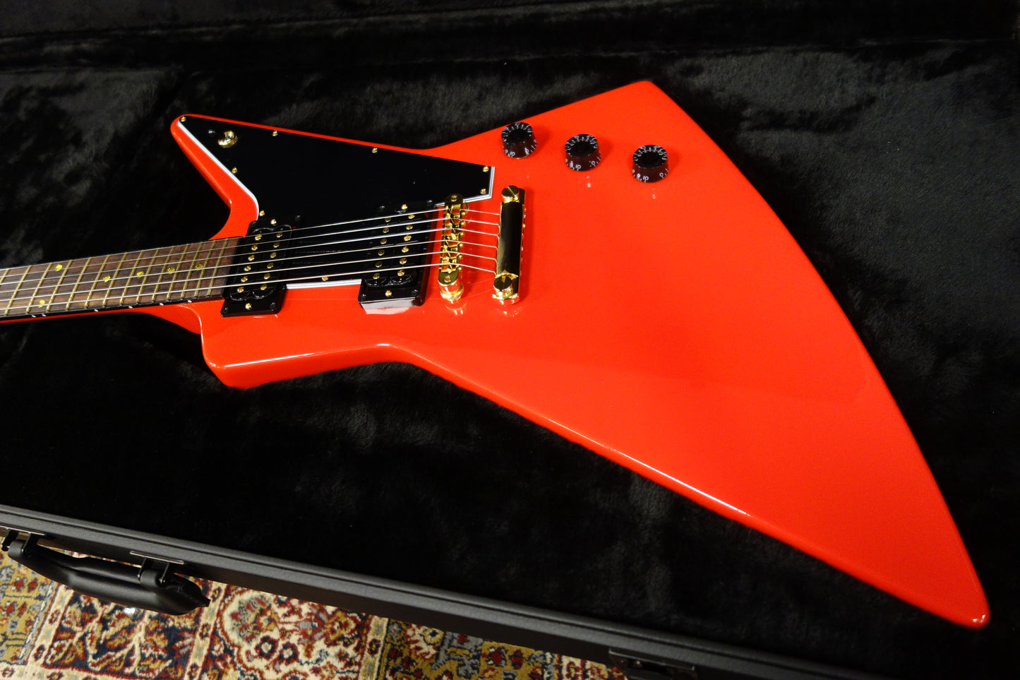 Gibson Lzzy Hale Signature Explorerbird