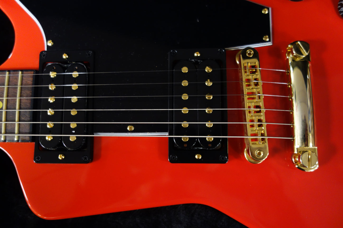 Gibson Lzzy Hale Signature Explorerbird