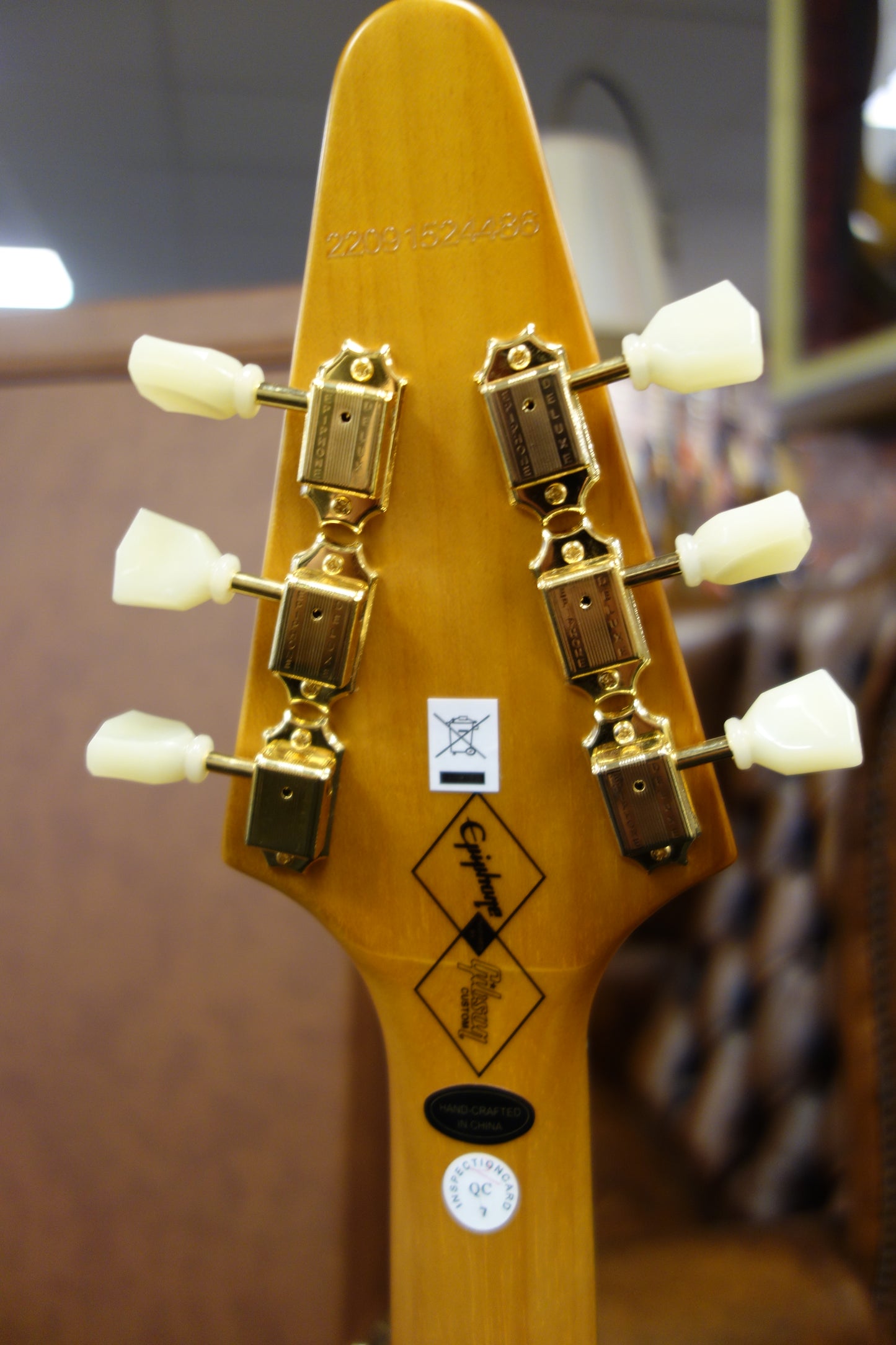 Epiphone 1958 Korina Flying V (White Pickguard; Incl. Hard Case)