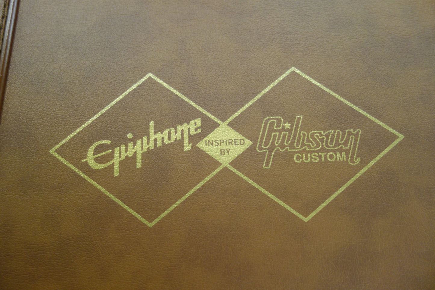 Epiphone 1958 Korina Flying V (White Pickguard; Incl. Hard Case)