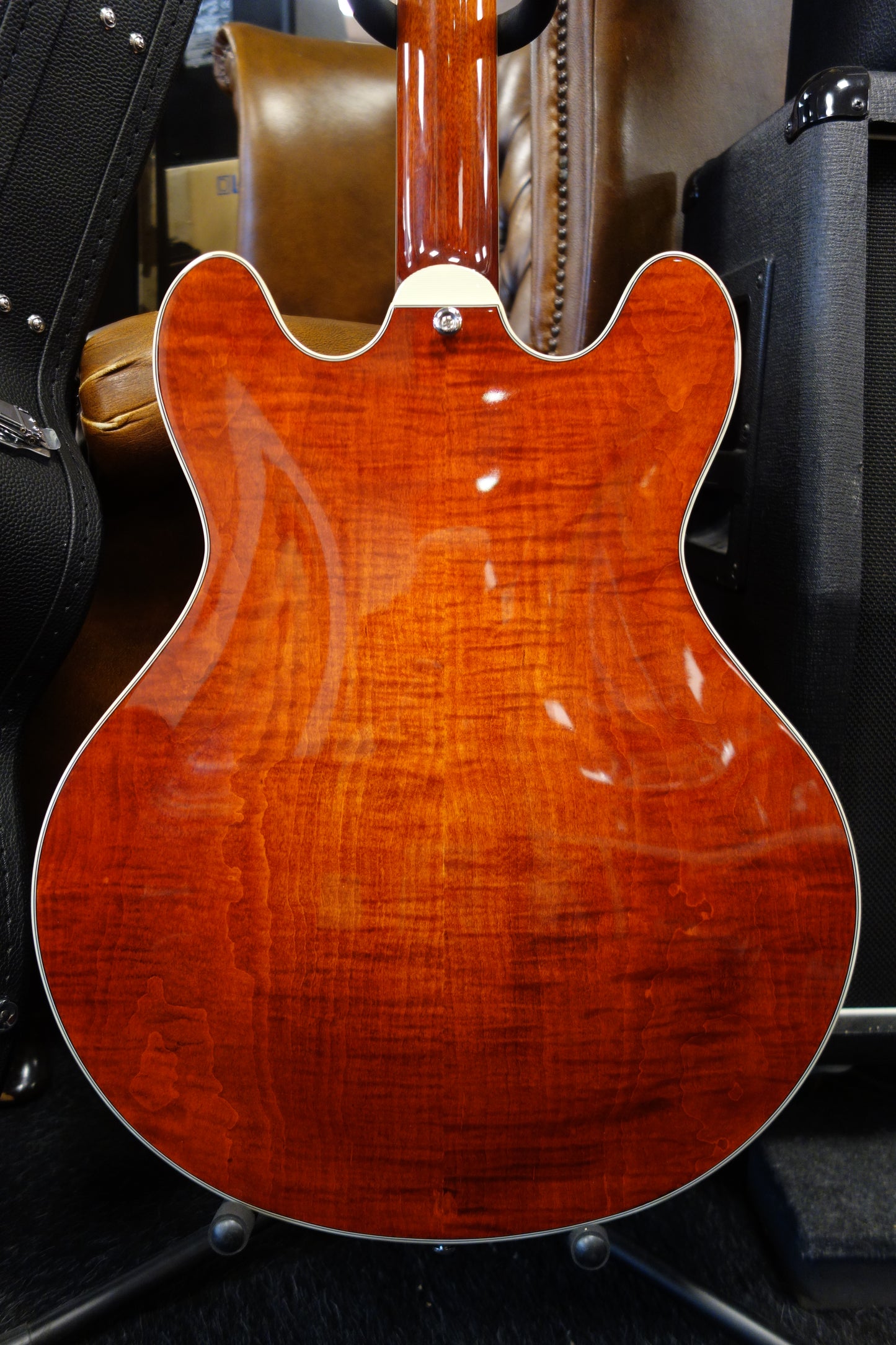 Eastman T486B-Classic Bigsby