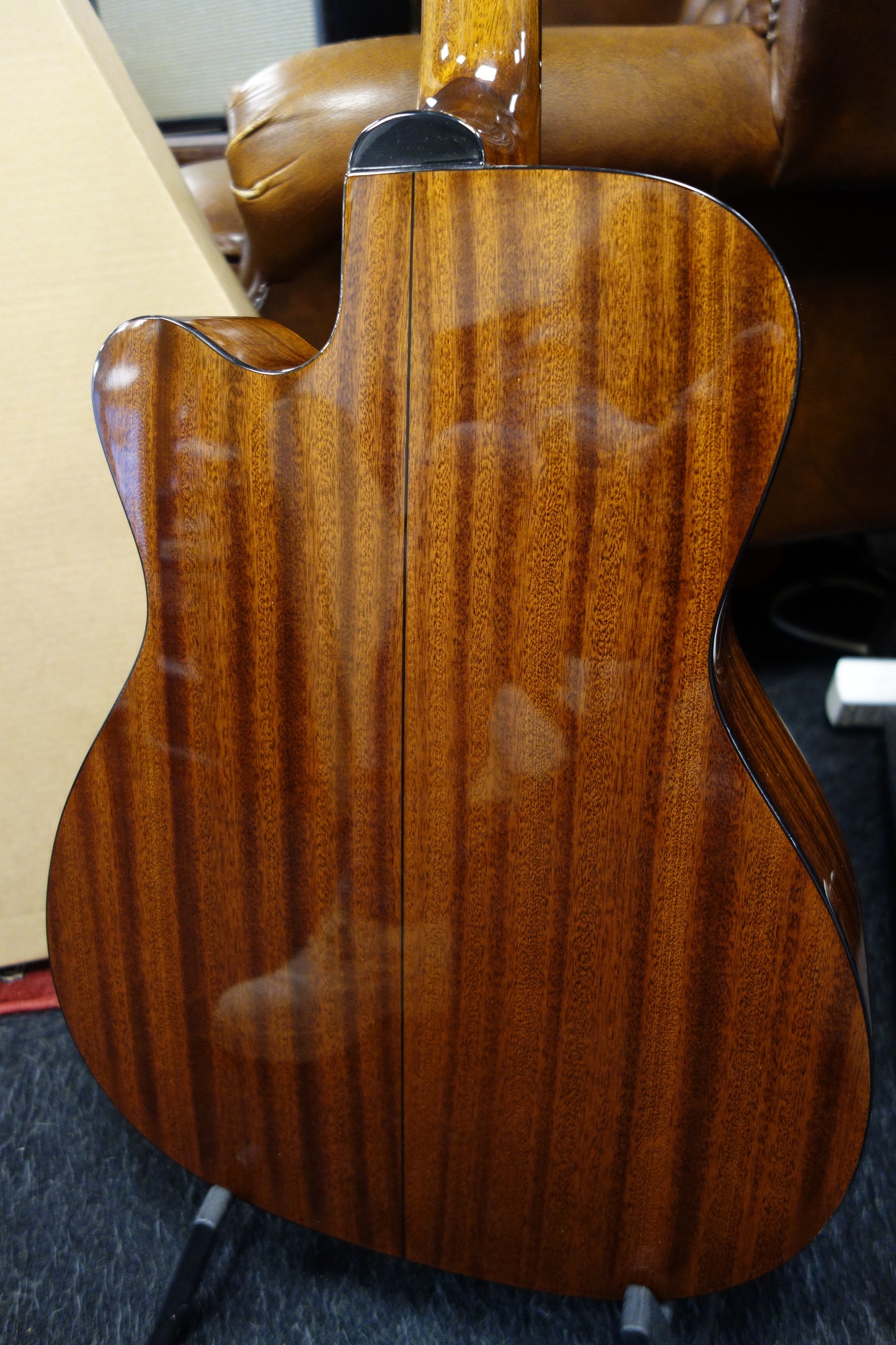 Blueridge BR-143CE All Solid with Electronics