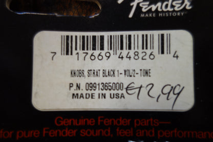 Fender Stratocaster Knobs, Black (Volume, Tone, Tone) (3)