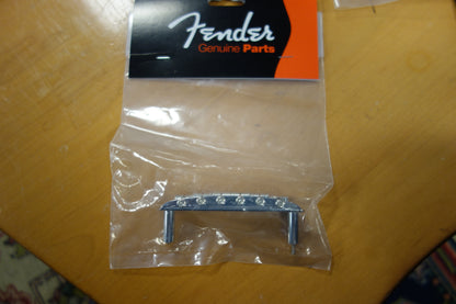 Fender Mustang Guitar Bridge Assembly (Japan), Chrome