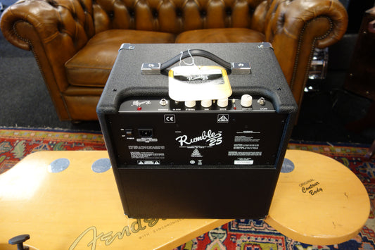 Fender Rumble 25 (V3) 230V EUR Black/Silver