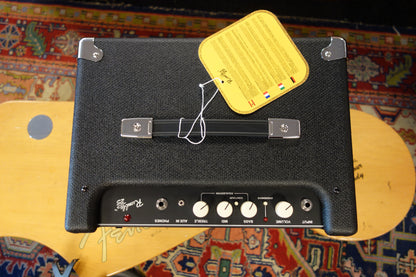 Fender Rumble 25 (V3) 230V EUR Black/Silver
