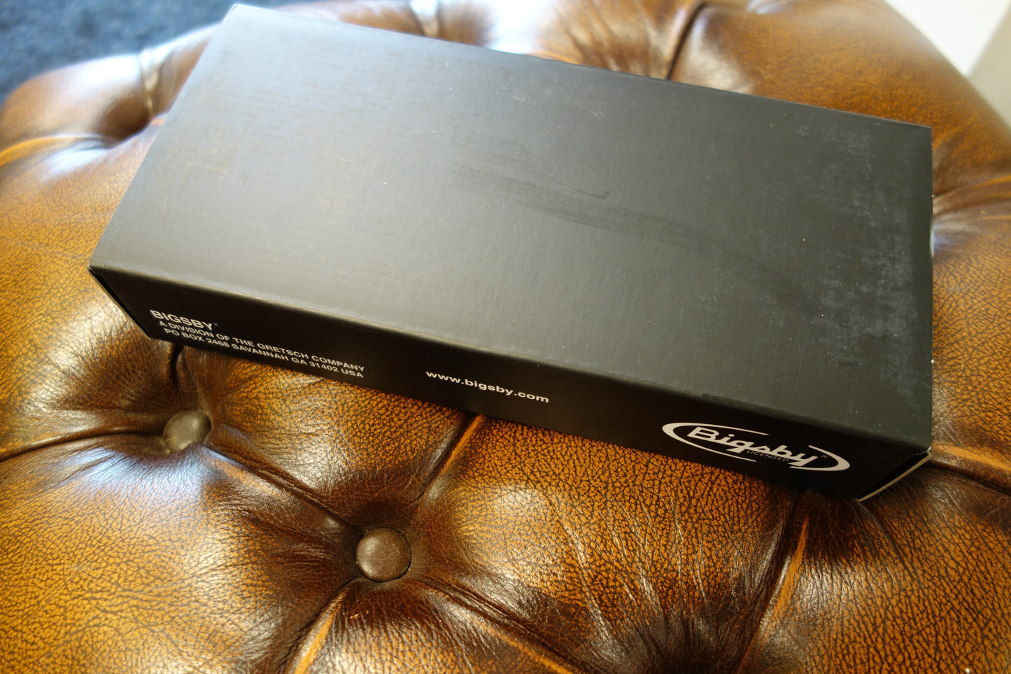 Bigsby B50G Tremolo Lightning Series Gold Solid Flat