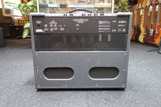 Fender Bassbreaker 18/30