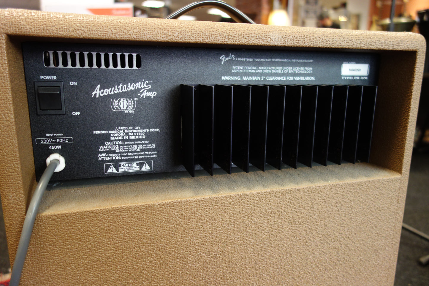 Fender Acoustasonic SFX 80 watts 230 volt