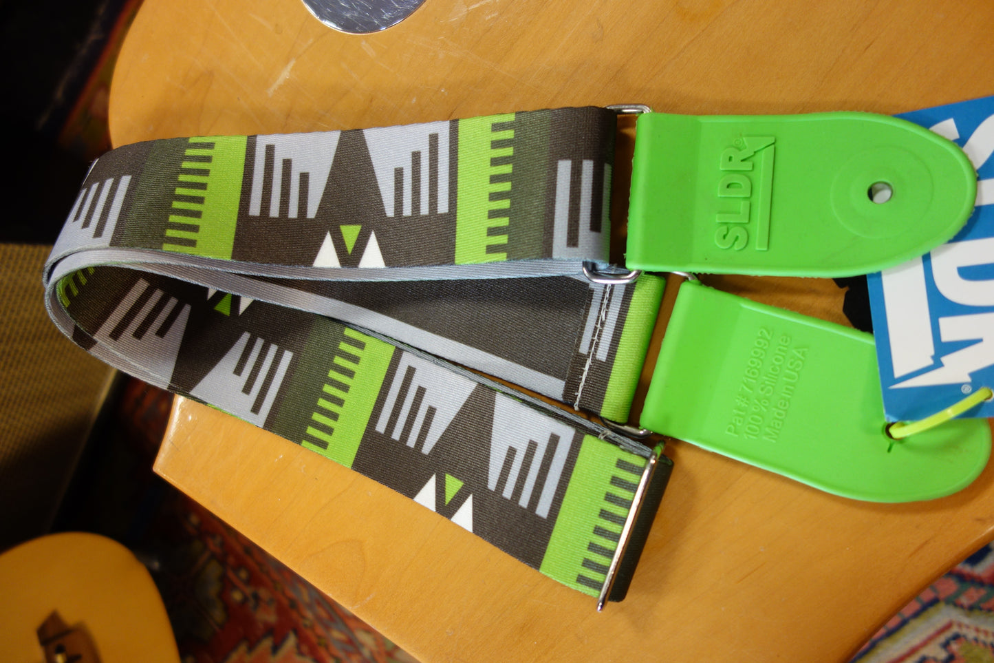 Souldier Strap with build in strap lock Thunderbird Lime